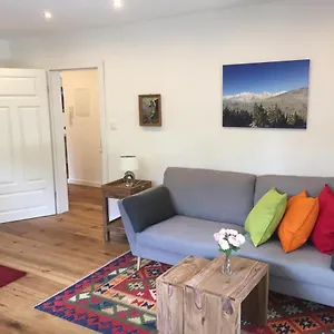 Laurin Apartment